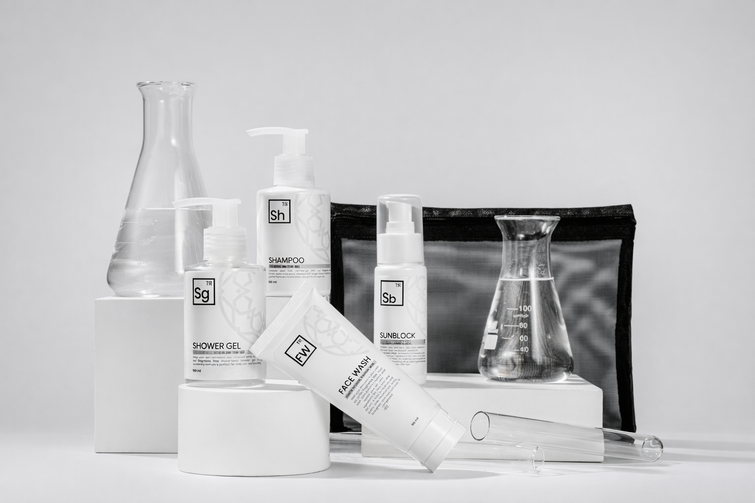 Fragrance-free Hajj and Umrah skincare kit in Pakistan with complete toiletries set