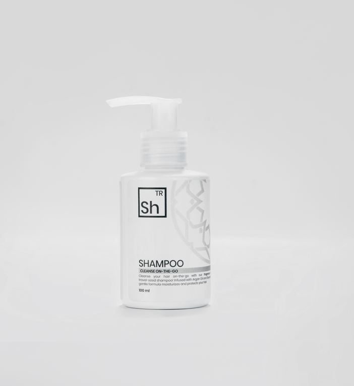 Gentle fragrance-free shampoo for Hajj skincare routine in Pakistan