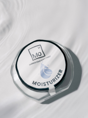 Close-up of Dr. Elements Moisturizer highlighting its lightweight, fast-absorbing, hydrating formula.
